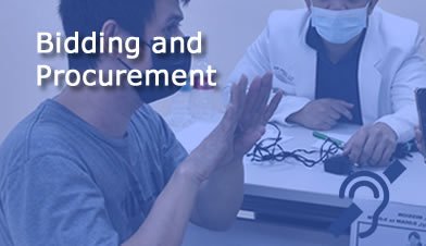 Link image box of Bidding and Procurement with background of a deaf person explaining his condition to an assigned physician